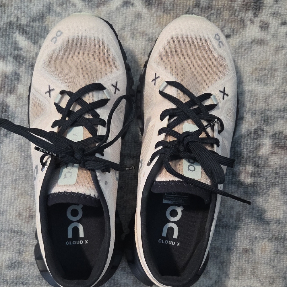 On Running Women's Cloud X Shoes - Cream and Black